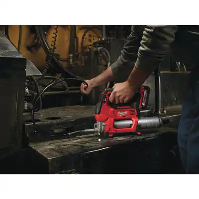 M18™Akku-Fettpresse M18GG-0_5