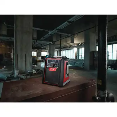 M18™ Radio-chargeur de chantier Bluetooth®_1