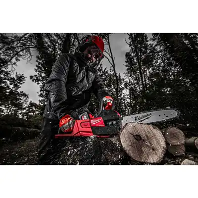 M18 FUEL™ Akku-Kettensäge 30-cm-Schwert_1