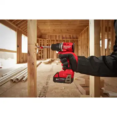 Perceuse-visseuse à accu, Milwaukee_2