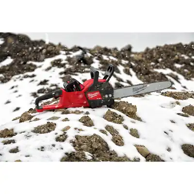 M18 FUEL™ Akku-Kettensäge 35-cm Schwert_4