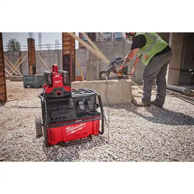 Mobiler Generator 7200/3600 W 2,5 kWh IRPSUOP2500_7