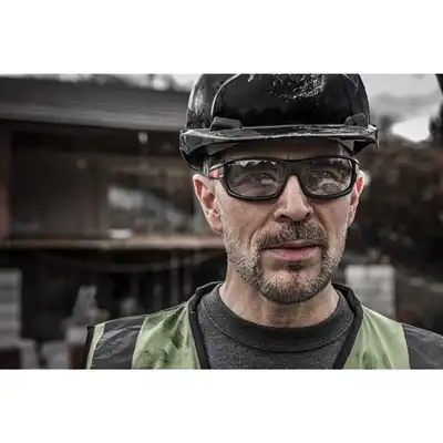 Performance Schutzbrille - grau, Milwaukee_0